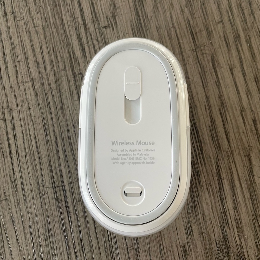 Apple Mouse - Picture 2 of 2